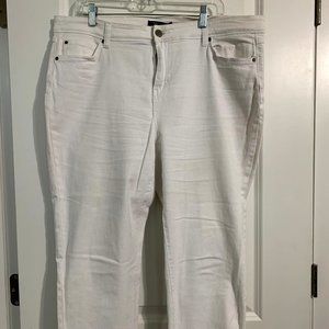 Roz & Ali White Cropped Jeans Size 16